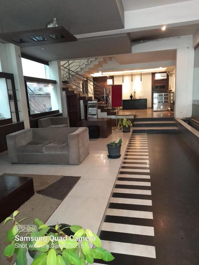 Sayoojyam Residency Ξενοδοχείο Palakkad Εξωτερικό φωτογραφία